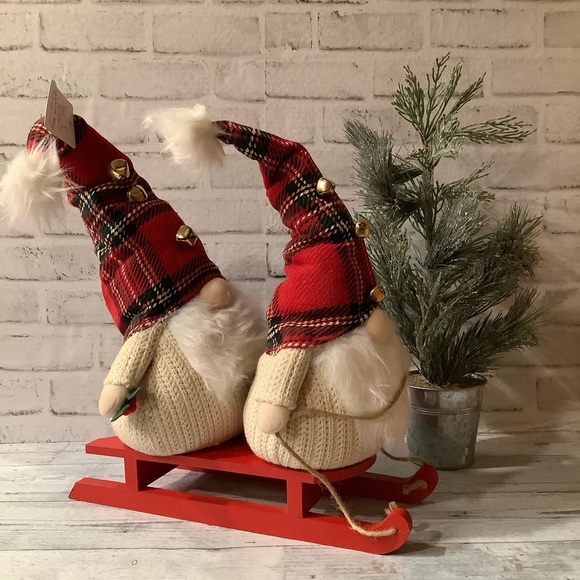 Sleigh Hill Trading Co. Gnomes on Sled Decoration - Picture 1 of 5
